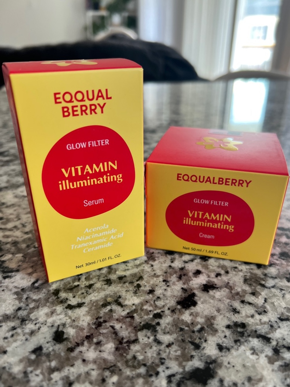 Vitamin Illuminating Serum — Yellow & Red Glow Filter